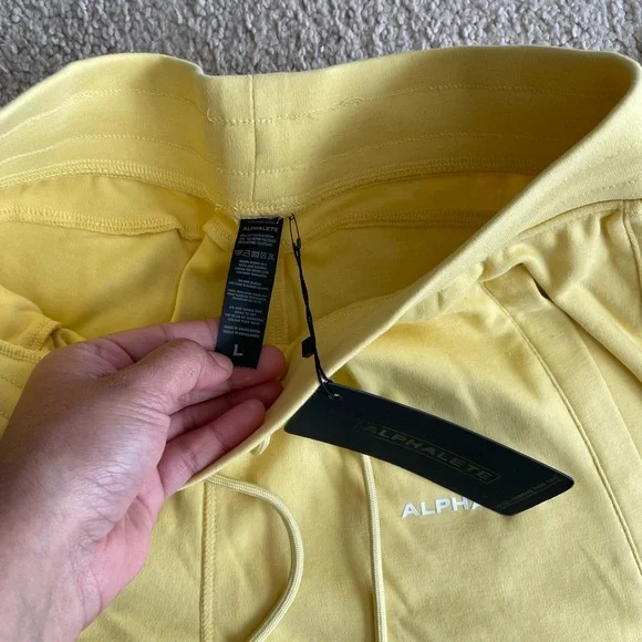NWT Alphalete Essential Core Jogger - Yellow - Picture 8 of 9